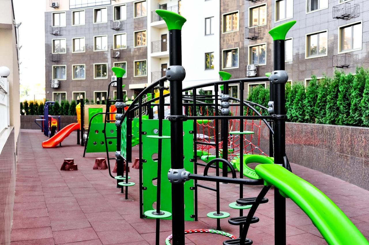 Arcadia Stylish Apartment Big Terrace! Odesa Exterior foto